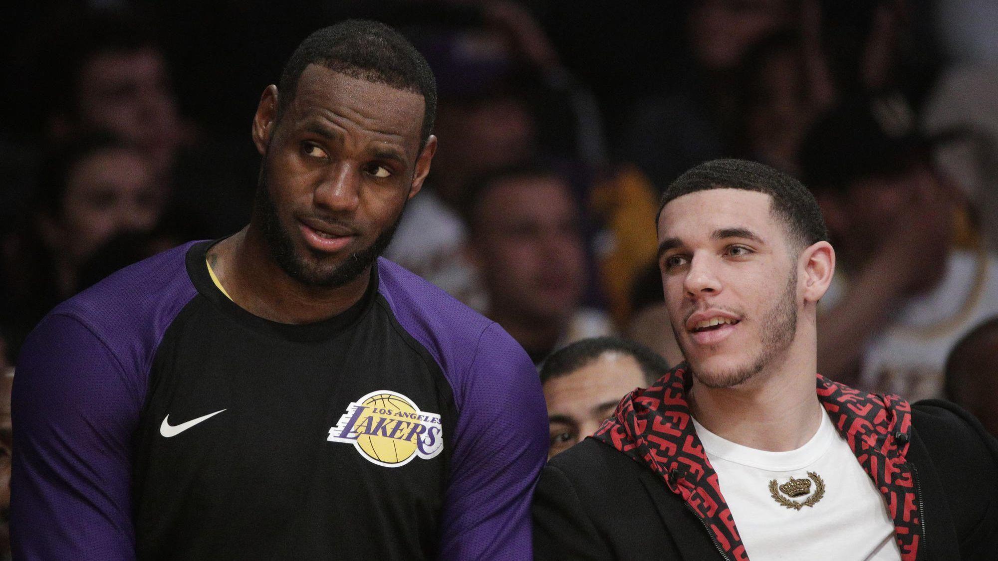 Lakers Held Team Meeting And Called Out LeBron James For His Body Language