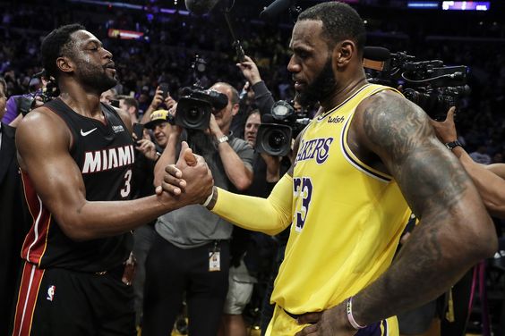 Dwyane Wade Reacts To LeBron James’ Haters