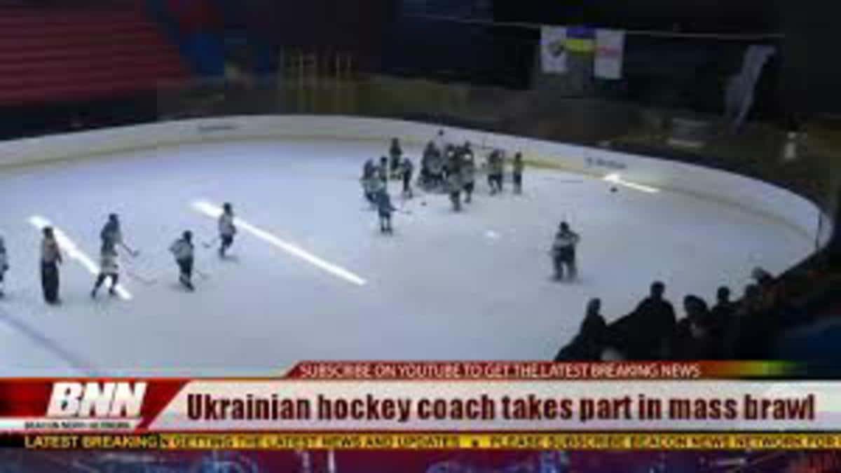 Russian Hockey Coach Starts Beating 11-Year Old Players
