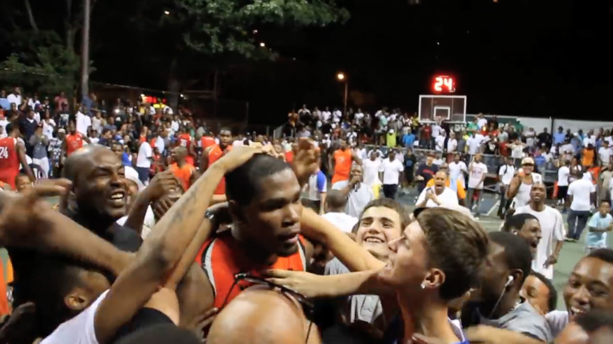 Kevin Durant Chased Out Of Rucker Park Following Legendary Performance