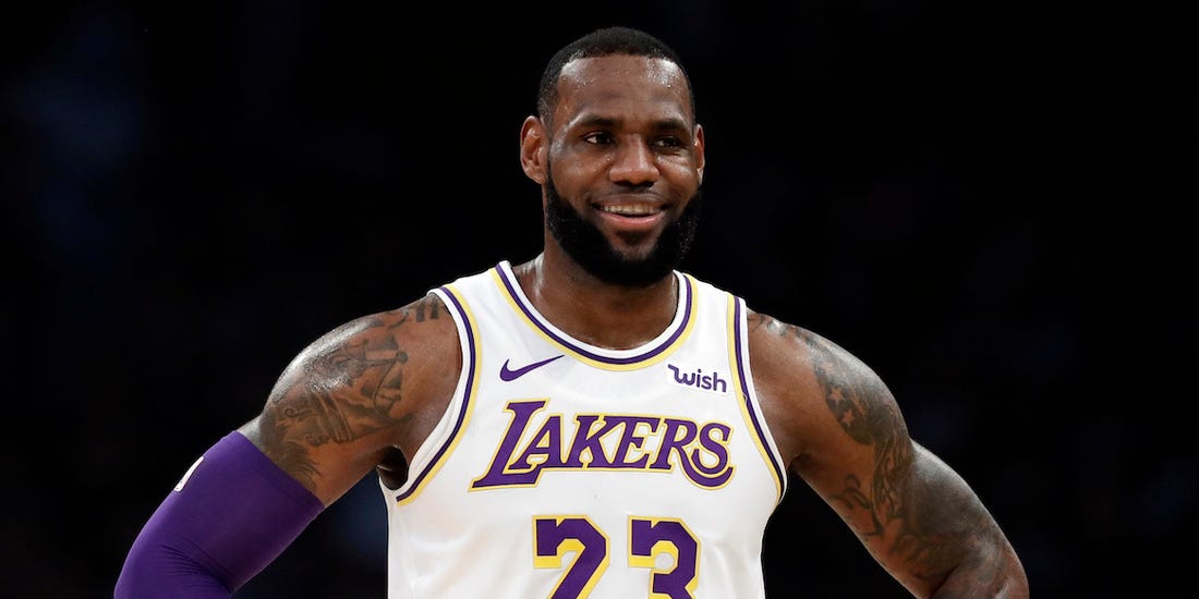 Lakers Fan Tells LeBron James To “Watch His Mouth”