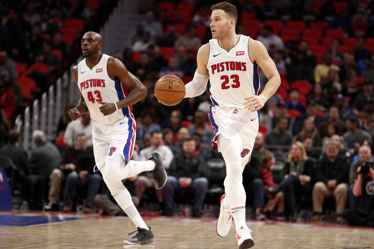 Detroit Pistons: Blake Griffin Considering Season-Ending Knee Surgery