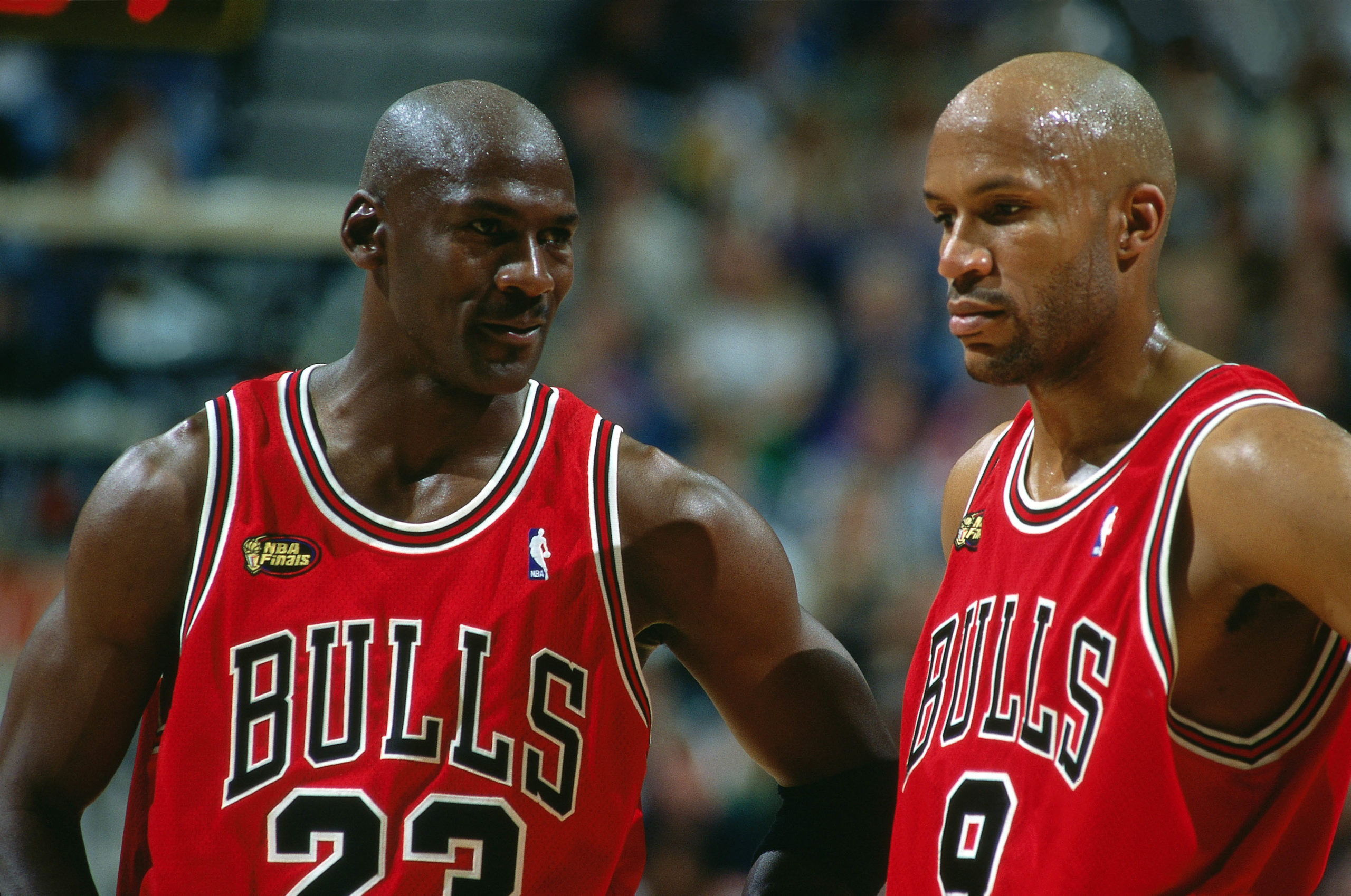 Ron Harper’s Reaction To Being Pulled Off Michael Jordan Before “The Shot”